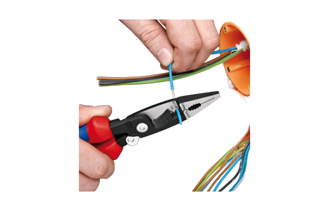 KN-1392200	Клещи электромонтажные, 6-в-1, 200 мм, защёлка-"собачка", фосфатированные, 2-комп ручки 3