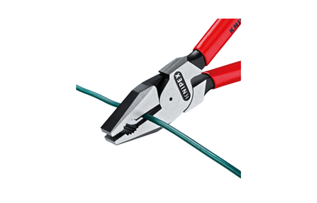 KN-0202200 Плоскогубцы комбинированные особой мощности, 200 мм, фосфатированные, 2-комп ручки 4